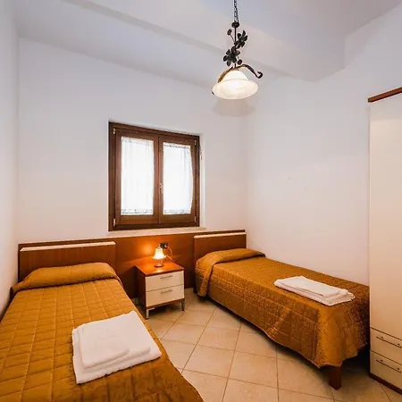 Villaggio Punta Alice 홀리데이파크 시로마리나