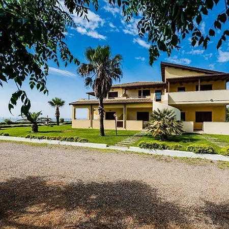 Villaggio Punta Alice 시로마리나