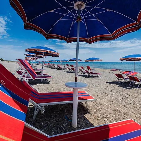 Villaggio Punta Alice 3* 시로마리나