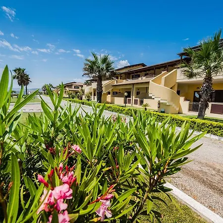 Villaggio Punta Alice 홀리데이파크 시로마리나